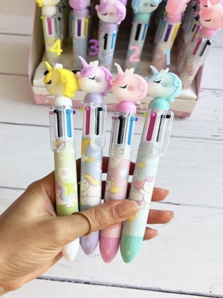 قلم متعدد الألوان🦄
